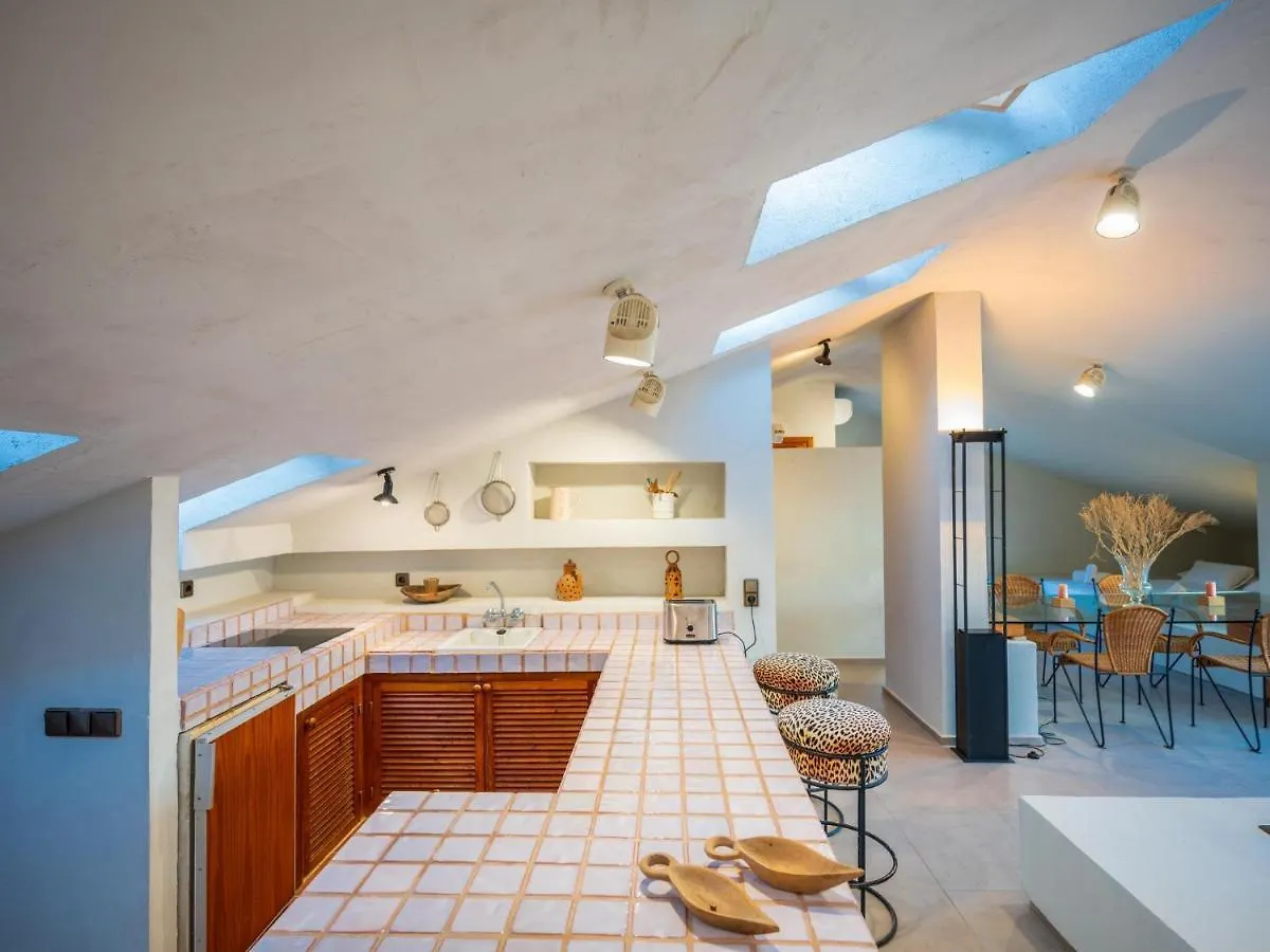 Character Filled Villa With Mature Garden Marbella Holiday home