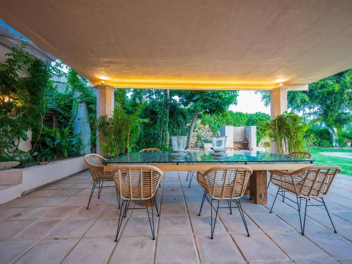 Holiday home Character Filled Villa With Mature Garden Marbella Spain